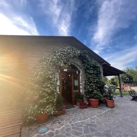 Agriturismo La Fine Farm stay *
